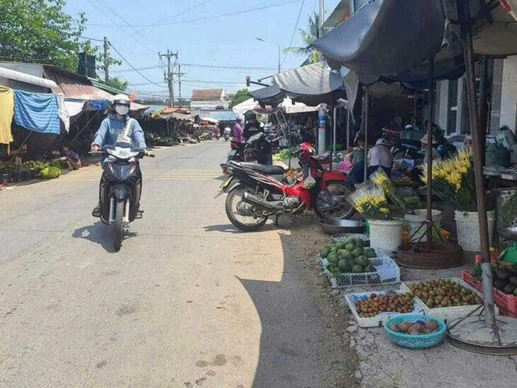 ĐI MỸ ĐỊNH CƯ CẦN BÁN NGAY VƯỜN BƯỞI SAU LƯNG ỦY BAN NHÂN DÂN