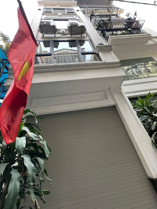 Bán nhà Đẹp ở ngay Hoàng Như Tiếp – Ô Tô – Ngõ thông – Lô góc – ngõ – 40m2 nhỉnh 9 tỷ (TL)