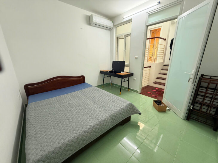 TRUNG KÍNH – CẦU GIẤY – DT 45M2 X5T – MT 4M – 9.95TỶ- NHÀ ĐẸP – GẦN Ô TÔ