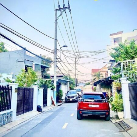 Biệt thự lô góc Tân cổ điển Quận 2 – Hầm xe riêng, vị trí kim cương tại Thủ Đức!