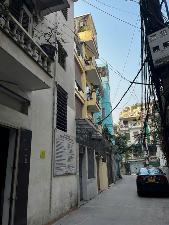 Đội Cấn – lô góc – ngõ thông – ô tô vào nhà – 110m chỉ 23 tỷ