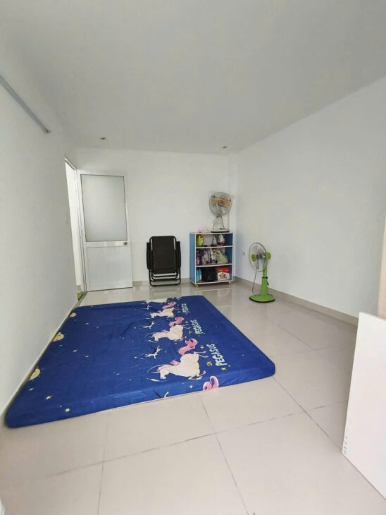 Nhà 2 tầng 70m2 cần bán gấp phường Tân Chánh Hiệp Q12 chỉ hơn 3 tỷ.