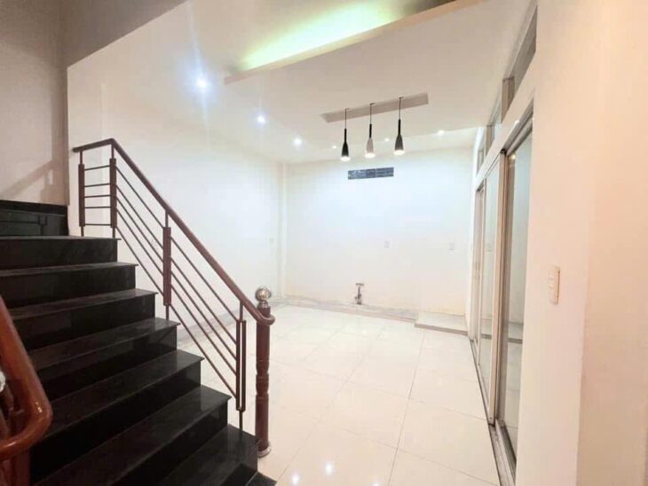 HXH – GẦN MT QUANG TRUNG – ĐẸP Ở NGAY – 60M2 – NGANG HIẾM 5M – 3 TẦNG – CHỈ HƠN 5TỈ