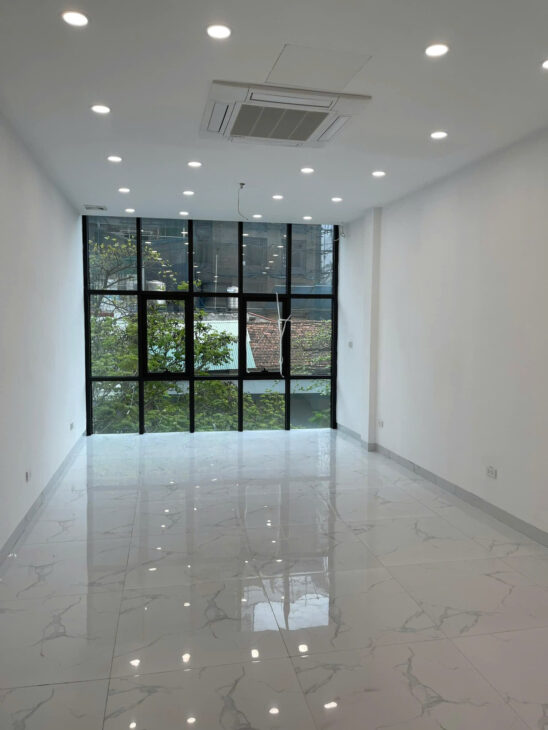 CHÍNH CHỦ CẦN BÁN CĂN NHÀ HIẾM, MẶT TIỀN PHỐ HÀM LONG, GẦN NGÃ TƯ PHỐ HUẾ, 5 TẦNG 40M2