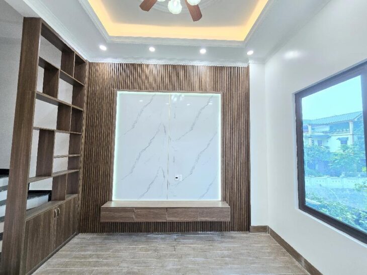 CHỈ 100TR/M2 CÓ NGAY NHÀ KOONG NỘI AM – FUUL NỘI THẤT HOÀNG GIA – 2 THOÁNG – GẦN PHỐ – Ô TÔ – GA