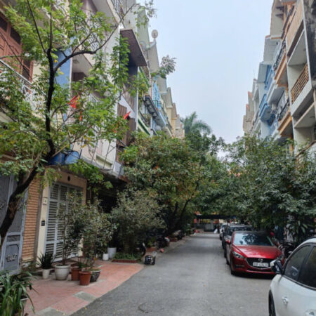 Liền kề Nguyễn Cơ Thạch 60m2, 5 T, vỉa hè ô tô tránh, thang máy, giá 21.9 tỷ Liền kề Nguyễn Cơ Thạch 60m2, 5 T, vỉa hè ô tô tránh, thang máy, giá 21.9 tỷ