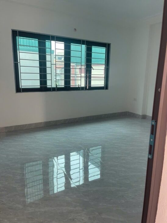CƠ HỘI SỞ HỮU NHÀ Vĩnh Ninh, Vĩnh Quỳnh SÁT PHỐ NHÀ SIÊU RỘNG-MẶT TIỀN KHỦNG-SÂN ĐỂ XE RIÊNG-TIỆN