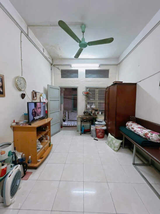 NGAY SÁT MẶT TIỀN HOÀNG DIỆU Q4 XE HƠI NGAY NHÀ DIỆN TÍCH SỬ DỤNG 63 M2 HƠN 4 TỶ VAY NGÂN