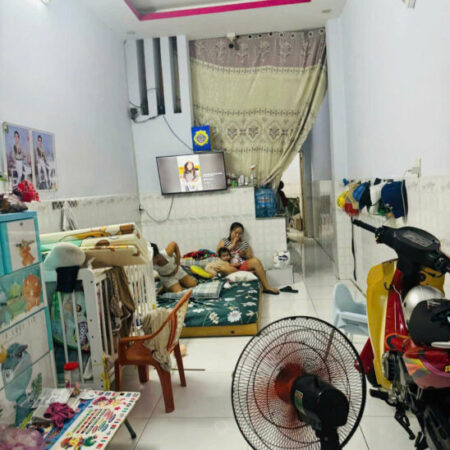 Bán Nhà 3 Tầng 52m giá chỉ 3 Tỷ 79 SHR Trung Mỹ Tây Quận 12 Đường Trước Nhà Xe Tải có 3PN Bán Nhà 3 Tầng 52m giá chỉ 3 Tỷ 79 SHR Trung Mỹ Tây Quận 12 Đường Trước Nhà Xe Tải có 3PN