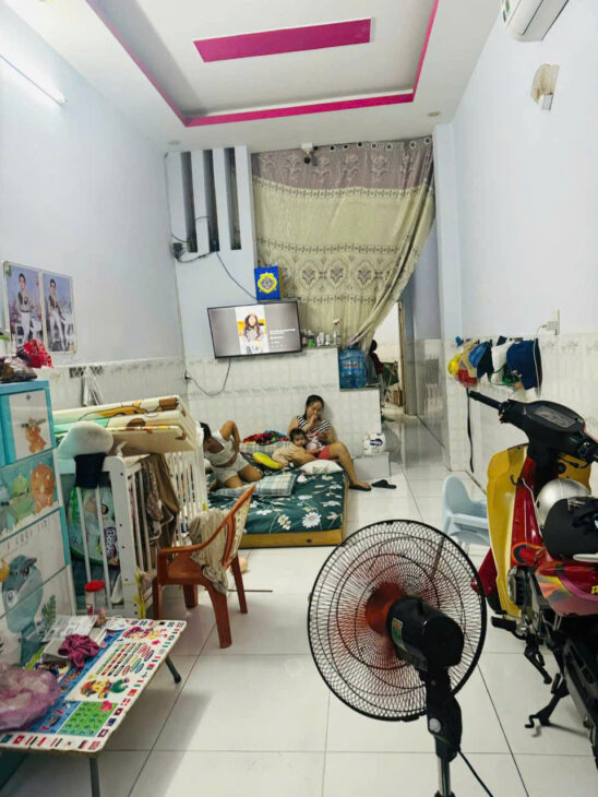 Bán Nhà 3 Tầng 52m giá chỉ 3 Tỷ 79 SHR Trung Mỹ Tây Quận 12 Đường Trước Nhà Xe Tải có 3PN