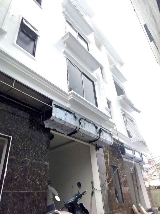 ĐẲNG CẤP HOÀNG GIA 5 TẦNG 45M2 – MẶT TIỀN 5,7M-FUUL NỘI THẤT -THOÁNG SÁNG SẠCH SẼ-Ở NGAY VĨNH NINH
