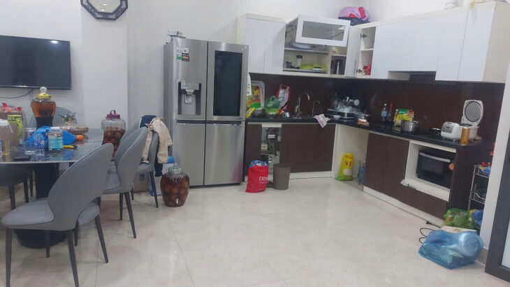 Chính chủ cần Bánnhà 66m 3 tầng 3 ngủ 3 wc pt sân phơi Hướng Đông tt Bìa nở hậu ngang 4,65m đuôi