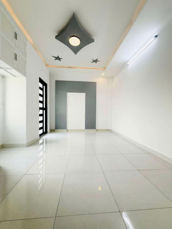 Nhà Đẹp 2 Tầng Giá Chỉ 3 Tỷ 09 SHR 44m Tân Chánh Hiệp Quận 12 Sát Gò Vấp Hẻm 4 mét