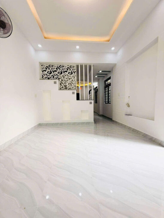 Nhà Đẹp 2 Tầng Giá Chỉ 3 Tỷ 09 SHR 44m Tân Chánh Hiệp Quận 12 Sát Gò Vấp Hẻm 4 mét