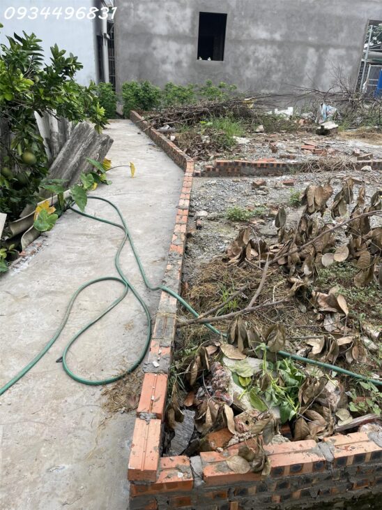 ĐẤT VỈA HÈ ĐƯỜNG LỚN KINH DOANH LONG BIÊN CHỈ 6,1 TỶ