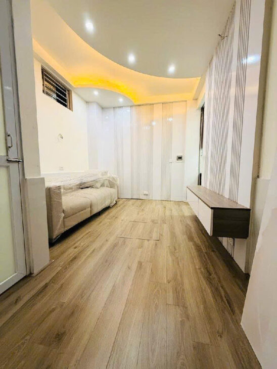 KHU VIP NHÂN CHÍNH – HOÀNG ĐẠO THUÝ – NGÕ THÔNG – 3 NGỦ – 5 TẦNG 4.5 TỶ