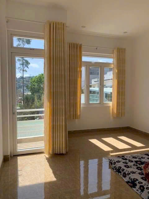 BÁN NHÀ ĐƯỜNG Ô TÔ NGYỄN TRUNG TRỰC- P3- ĐÀ LẠT