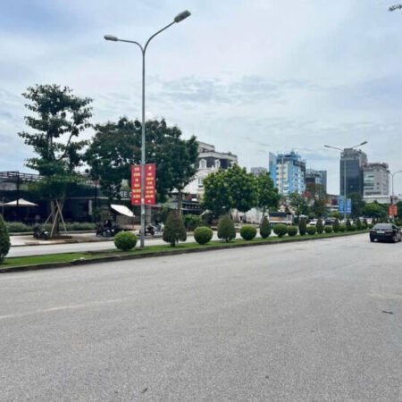 Bán đất mặt đường 40m Lô 28 Lê Hồng Phong, 490m MT 14m, ngay Mediamart, Giá 130 tr/m Bán đất mặt đường 40m Lô 28 Lê Hồng Phong, 490m MT 14m, ngay Mediamart, Giá 130 tr/m