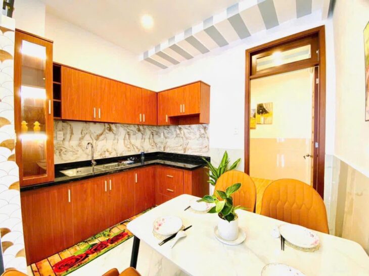HẺM XE HƠI THÔNG – 40m2 – 3PN – NGAY LÊ ĐỨC THỌ – FULL NỘI THẤT – HƠN 4 TỶ TL