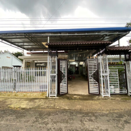 Cần bán nhà đất mặt tiền nhựa lạc long quân ,Lộc Nga, TP Bảo Lộc, Lâm Đồng Cần bán nhà đất mặt tiền nhựa lạc long quân ,Lộc Nga, TP Bảo Lộc, Lâm Đồng