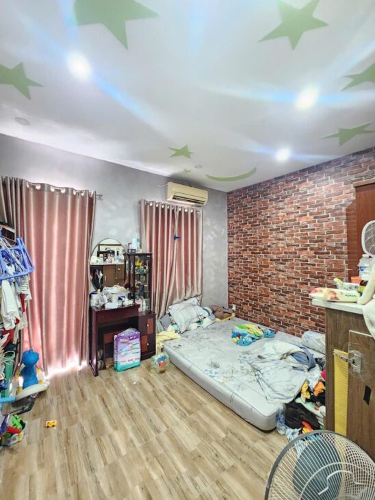 Ô TÔ THÔNG – THẲNG 1 TRỤC – 20M RA MT NGUYỄN DUY CUNG – GÒ VẤP- 44M2 – 3 TẦNG – VUÔNG A4 – CHỈ HƠN