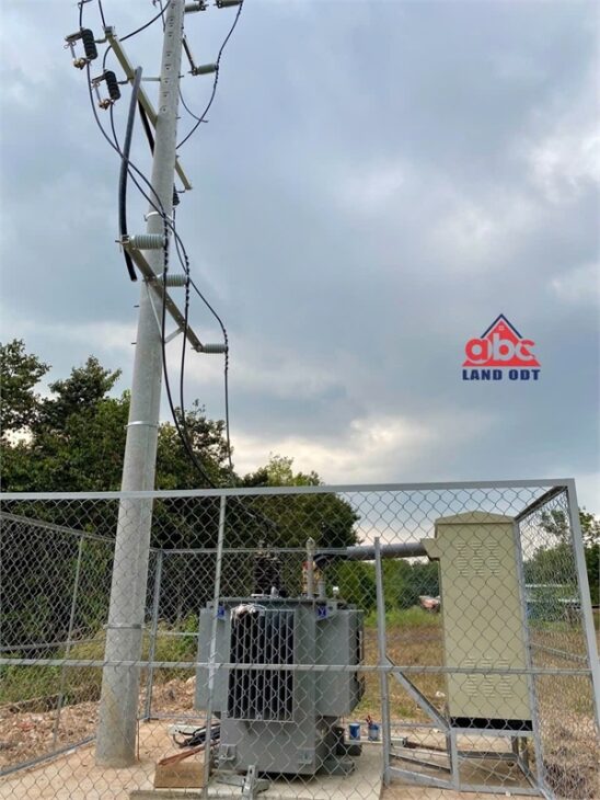 XT483 Xưởng cho thuê lâu dài, trang bị PC vách tường. xưởng cao thoáng mát. an toàn