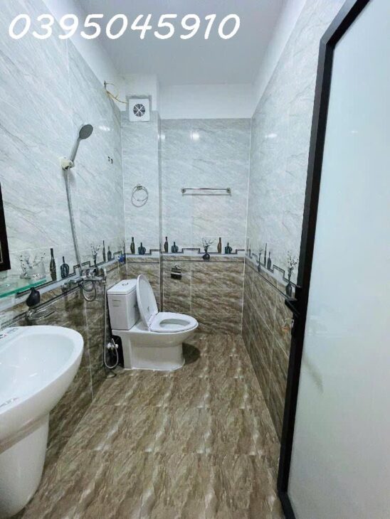 ✅ Nhà đẹp, vị trí đẹp, ngõ sạch sẽ, hàng xóm Aeonmall Long Biên, tiện ích bạt ngàn.Nhà 05 tầng,Sổ