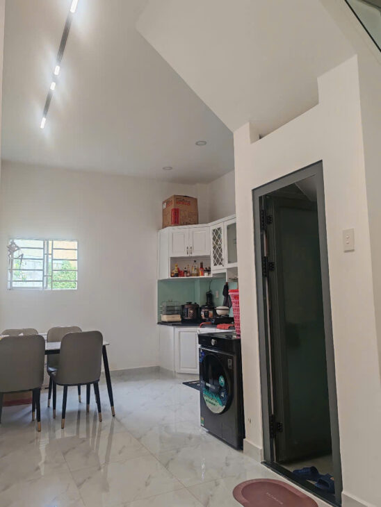 BÁN NHÀ BÌNH THẠNH, 42M2, 2 TẦNG, CÁCH 2 CĂN RA HXH THÔNG _ NHỈNH 5 TỶ.