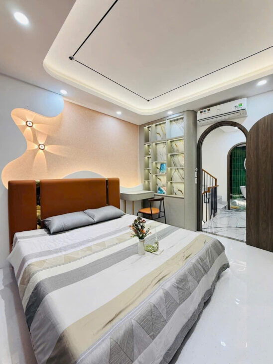 BÁN NHÀ GÒ VẤP, 40M2, Ô TÔ NGỦ TRONG NHÀ, 5 TẦNG, NHỈNH 6 TỶ.