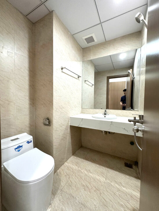 Bán căn hộ 2pn view phố nội thất mới đẹp tòa Mường Thanh Viễn Triều giá 2.25 tỷ