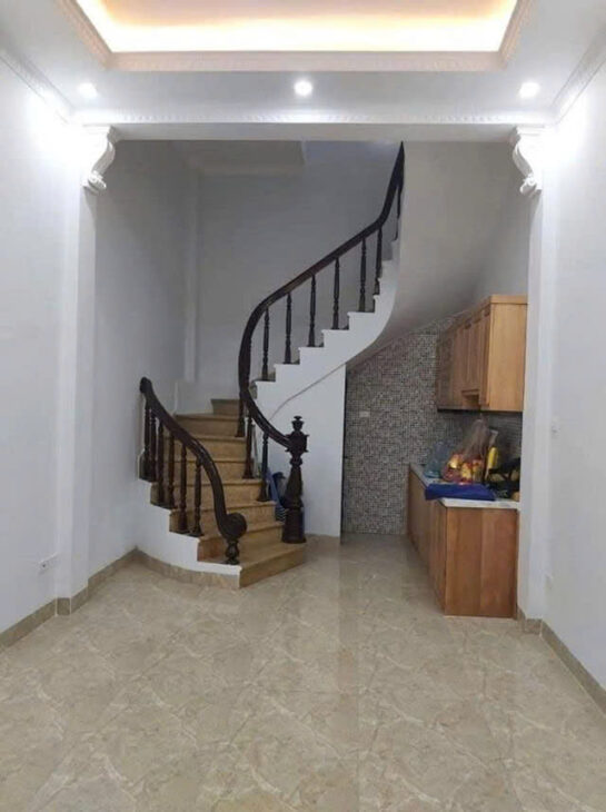 Bán Nhà Cầu Giấy 5 Tầng Dân Xây, Ngõ 3 Gác, Kinh Doanh Dòng Tiền, MT 4m/DT 32m2, 7.5 Tỷ