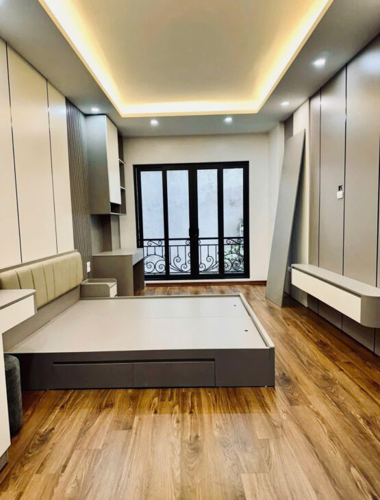 Khai xuân chị Linh giảm 400tr bán nhà 36m xây phố Bồ đề chỉ nhỉnh 6 tỷ Một nhà ra mặt phố