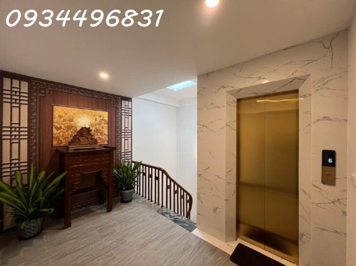 50M NHÀ PHỐ Ô TÔ THANG MÁY MẶT TIỀN RỘNG SẴN SÀNG ĐÓN TẾT CHỈ NHỈNH 9 ĐỒNG