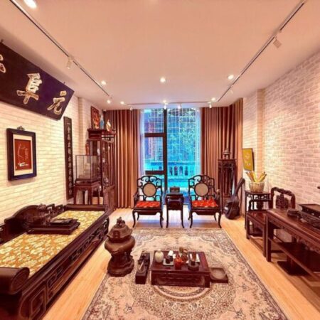 Bán nhà Chiến Thắng giá 12.5 tỷ, diện tích 43m2, 5 tầng, mặt tiền 4.5m