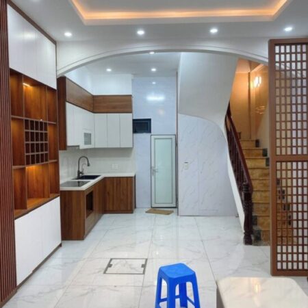 Bán nhà Khương Trung giá 8.2 tỷ, diện tích 48m2, 4 tầng, mặt tiền 5m