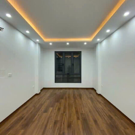 Bán nhà mới đẹp dt 52m2, 5 tầng, mỗi tầng 2 phòng, phố Yên Lãng thông Thái Thịnh, 10m ra đường ô tô