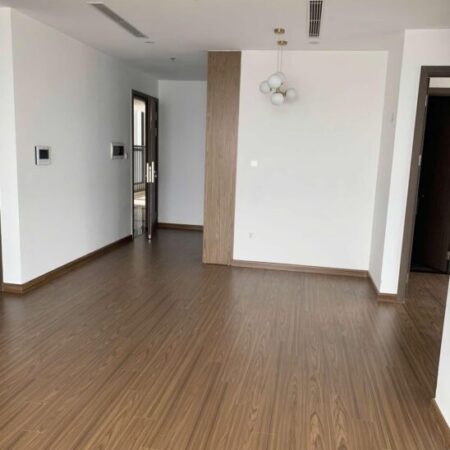 Cần chuyển nhượng giá chủ đầu tư Vinhomes Westpoint căn góc 3 ngủ, 2 WC tầng đẹp view thành phố Cần chuyển nhượng giá chủ đầu tư Vinhomes Westpoint căn góc 3 ngủ, 2 WC tầng đẹp view thành phố