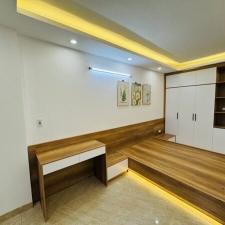 Bán nhà Giáp Nhị giá 5.6 tỷ, diện tích 30m2, 5 tầng, mặt tiền 3.5m Bán nhà Giáp Nhị giá 5.6 tỷ, diện tích 30m2, 5 tầng, mặt tiền 3.5m