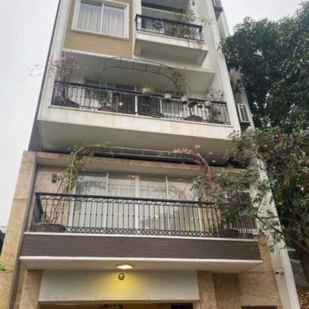 NHÀ ĐẸP – GIÁ TỐT – Vị Trí Đắc Địa Tại Ngõ 5 Phường Láng Hạ, Đê La Thành, Quận Đống Đa, Hà Nội NHÀ ĐẸP – GIÁ TỐT – Vị Trí Đắc Địa Tại Ngõ 5 Phường Láng Hạ, Đê La Thành, Quận Đống Đa, Hà Nội