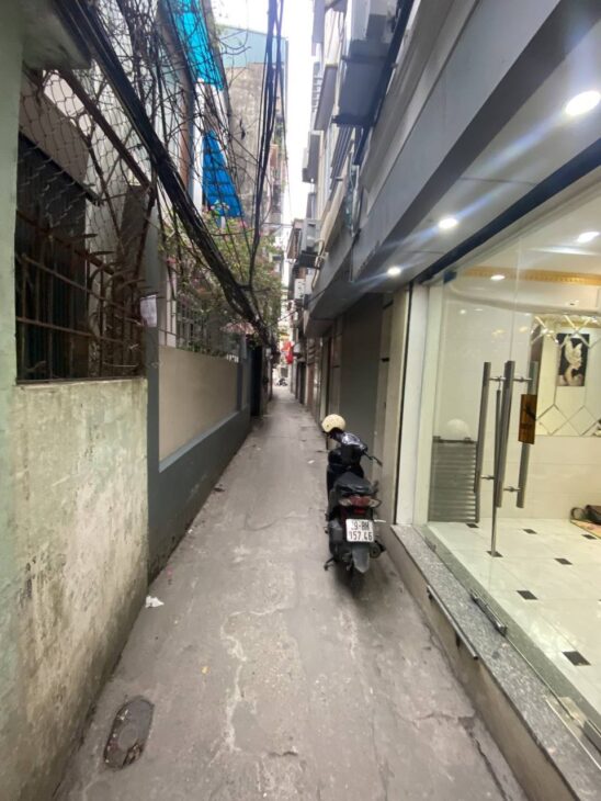 Bán nhà Trương Định giá 5.6 tỷ, diện tích 24m2, 4 tầng, mặt tiền 3m