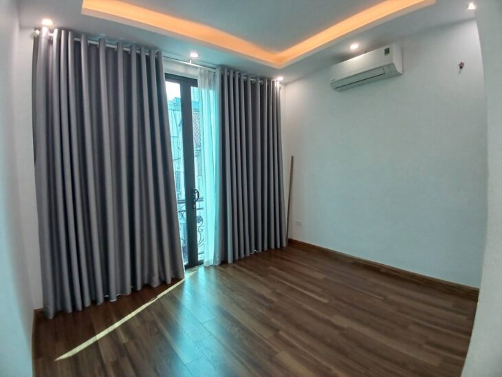 án nhà Thanh Bình giá 7.8 tỷ, diện tích 38m2, 4 tầng, mặt tiền 4m