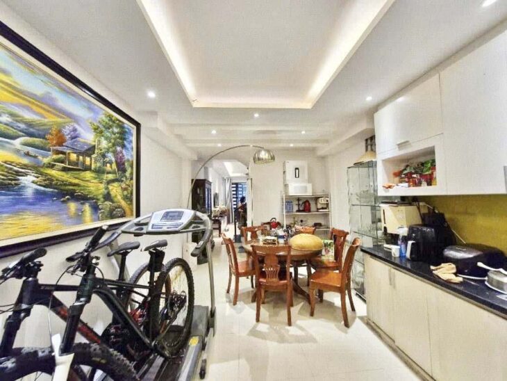 ĐỪNG BỎ QUÊN! Bán nhà Ngô Gia Tự, 3 bước ra mặt phố, 50m2, 6.7 tỷ