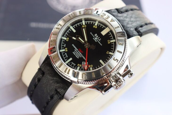 Đồng Hồ Nam : Ball Engineer Hydrocarbon – giờ GMT – Automatic – Size 40mm..