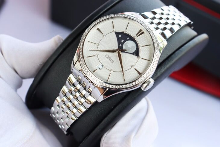 ĐH Nữ : Oris Artelier Automatic, Lịch MoonPhase, đính Full Kim Cương Size 36mm Fullbox