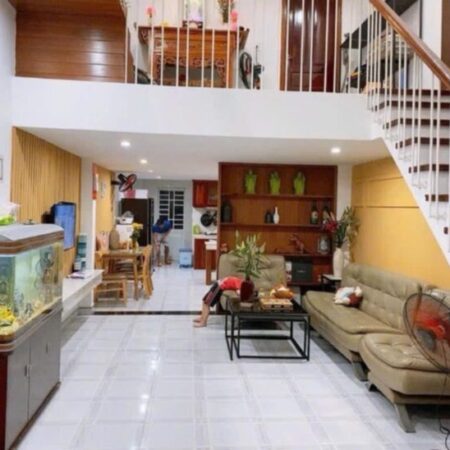 Mặt tiền Đông Du. Bán rẻ nhà cấp 4 mặt tiền sát Sông Hàn Mặt tiền Đông Du. Bán rẻ nhà cấp 4 mặt tiền sát Sông Hàn