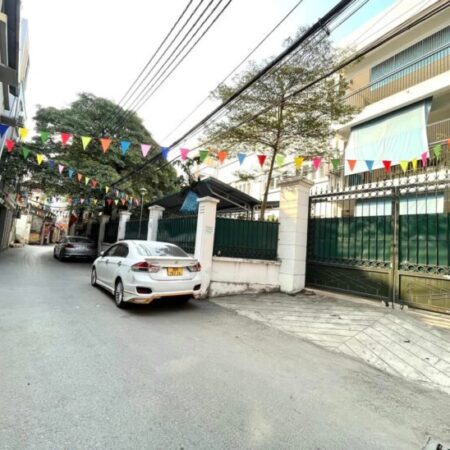 NHÀ MỚI SẴN VỀ Ở LUÔN – 3 THOÁNG – NGÕ Ô TÔ LÙI TẬN CỬA – MẶT TIỀN MIÊN MAN 5.2M