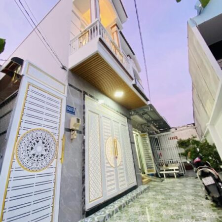 Nhà phố 1942 Huỳnh Tấn Phát, 4.9 tỷ, cạnh Quận 7