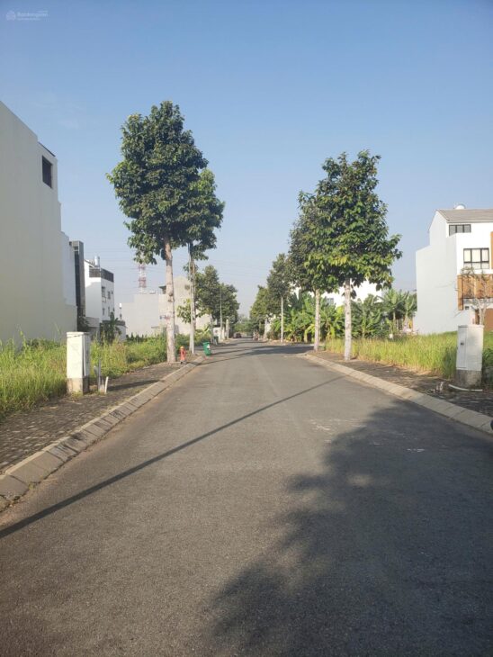 Bán đất biệt thự Quận 9 Không gian sống đẳng cấp, đầu tư lợi nhuận cao.