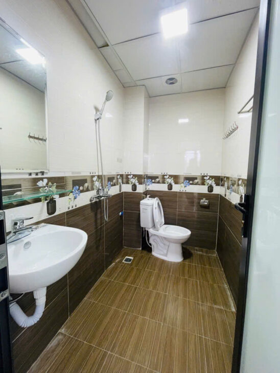 ⭐️ BỒ ĐỀ ( nhỉnh 6 tỷ) – NHÀ VUÔNG VẮN – NỞ HẬU – KHU VỰC TRUNG TÂM – TIỆN ÍCH BẠT NGÀN