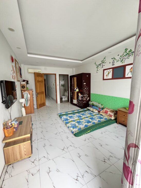 Mặt tiền hẻm 28 Dương Bá Trạc 4×20 chỉ 9 tỷ 7